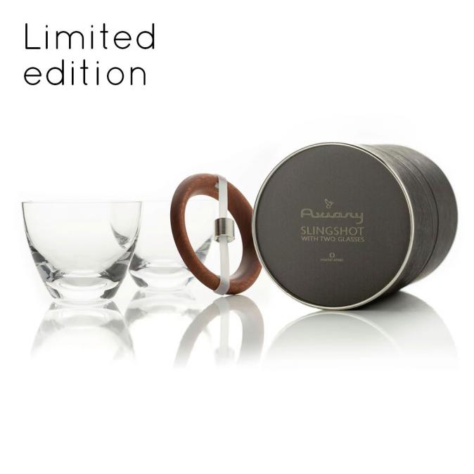 crucial-detail/11-08-00